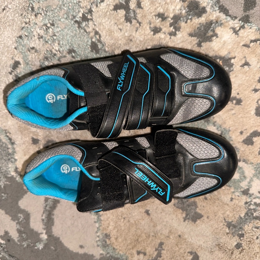 Flywheel spin shoes - Black and Blue